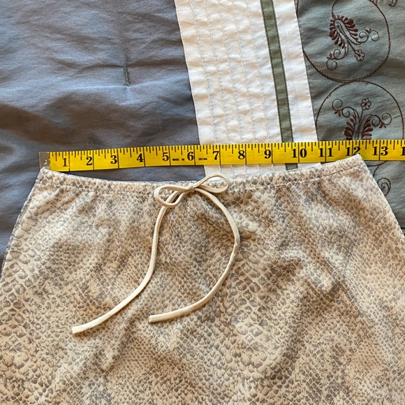 Late 90s snakeskin mesh print maxiskirt - Picture 7 of 12